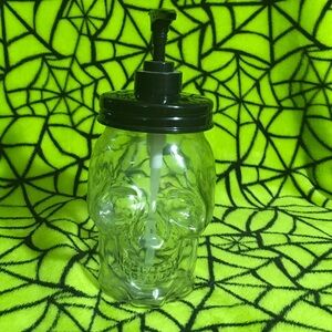 Skull Glass Pump Dispenser
